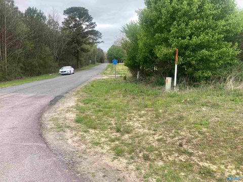 Vacant Land For Sale - 3 County Road 47<br/> Dutton, AL 35744