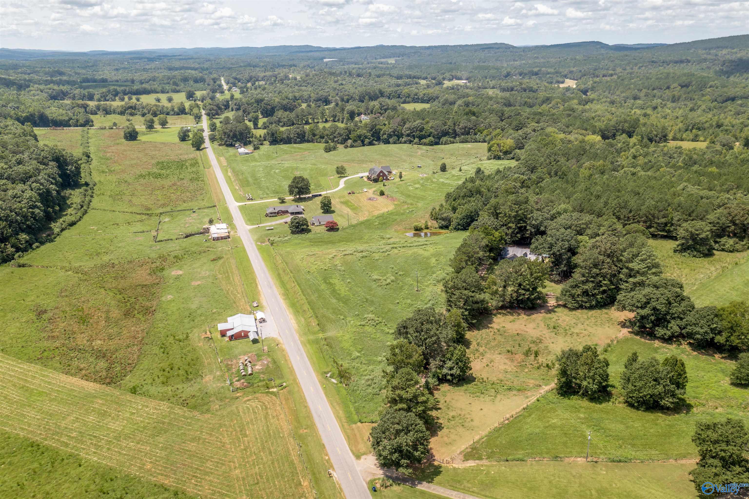 13986 Tabor Road, Collinsville, Alabama image 9