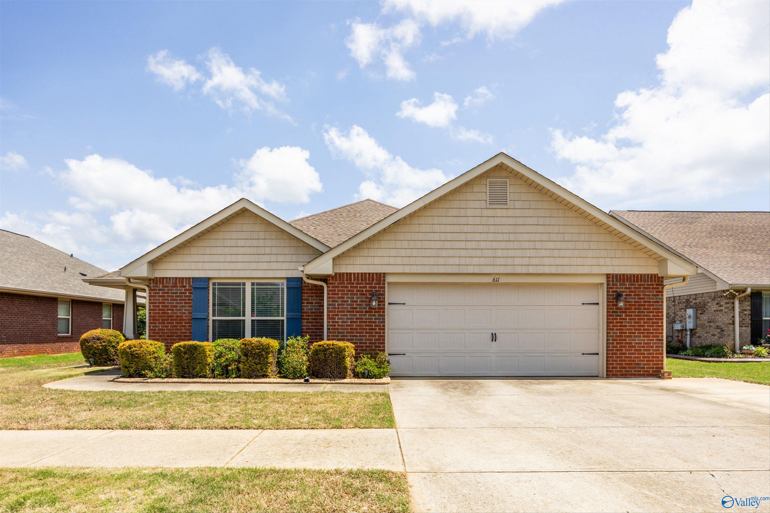 611 Durbin Lane, Madison, Alabama image 1