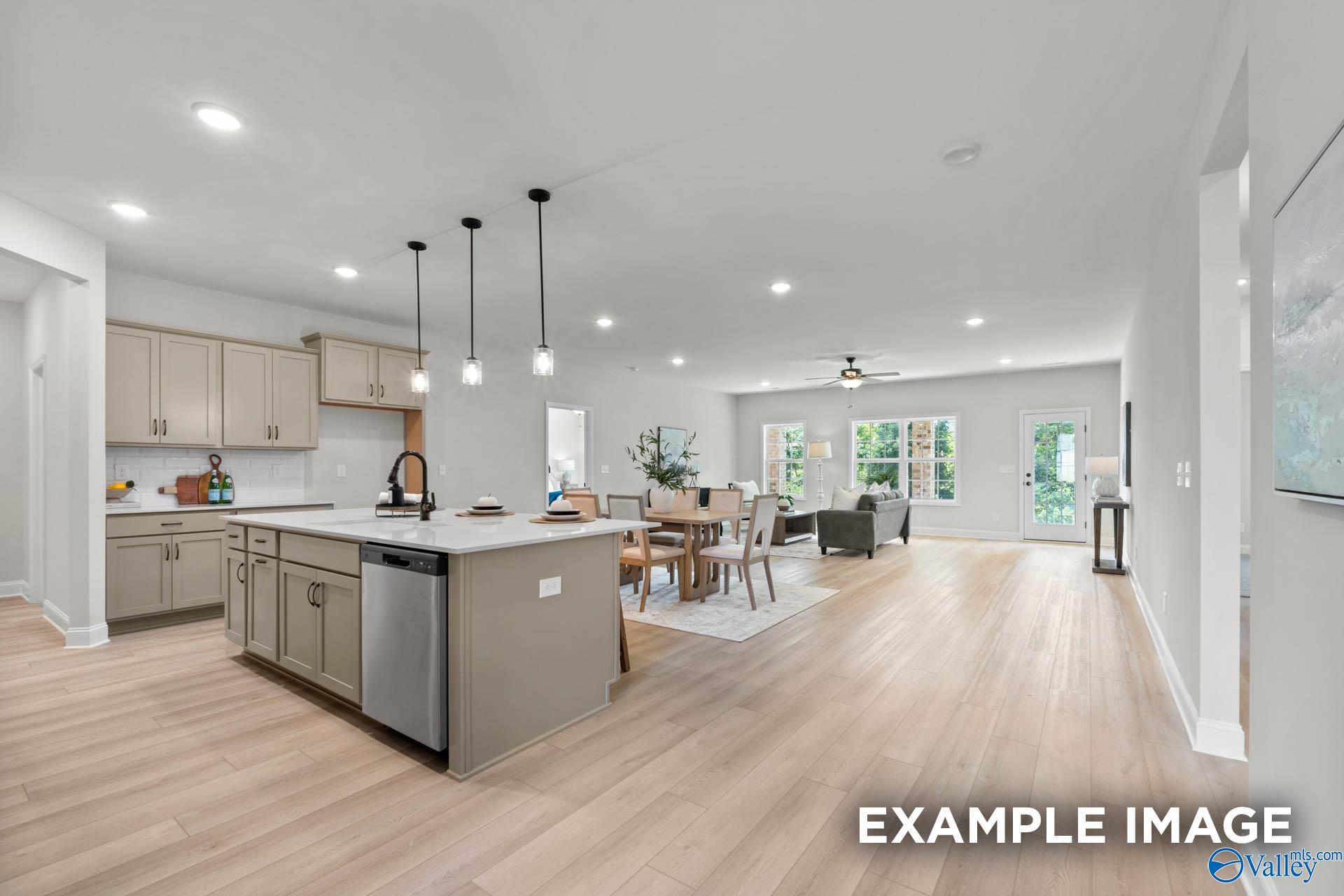 3113 Lisa Lane SE