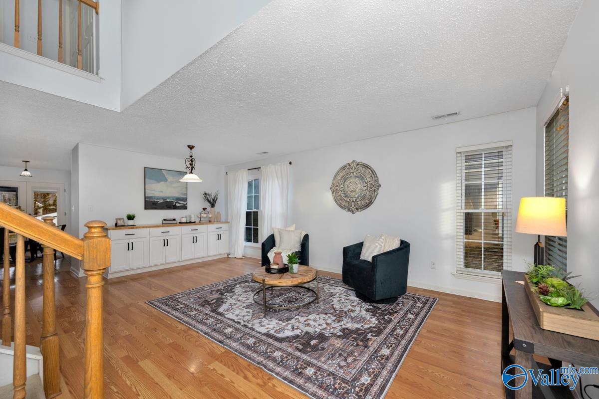 2606 Bonnie Oaks Drive