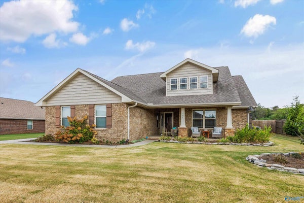 151 LEXI LN, MERIDIANVILLE, AL 35759 - Image 4e3ced857313a3839268d127d22f32b4/1491837299