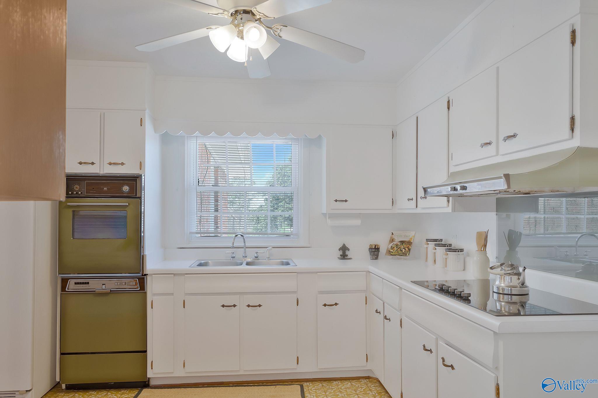 6404 SW Whitesburg Drive, Huntsville, Alabama image 11