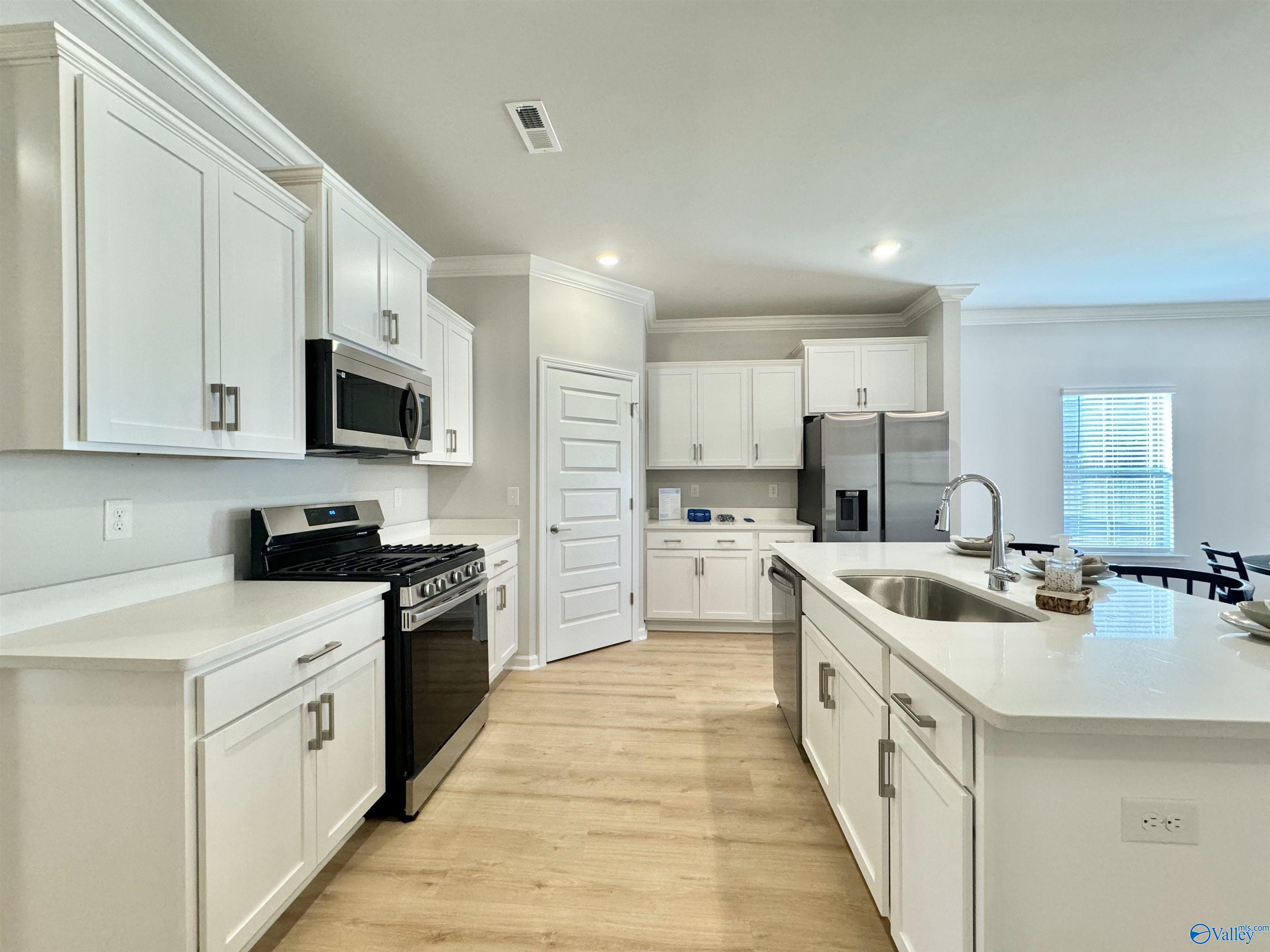 166 Fenwick Place, Harvest, Alabama image 8
