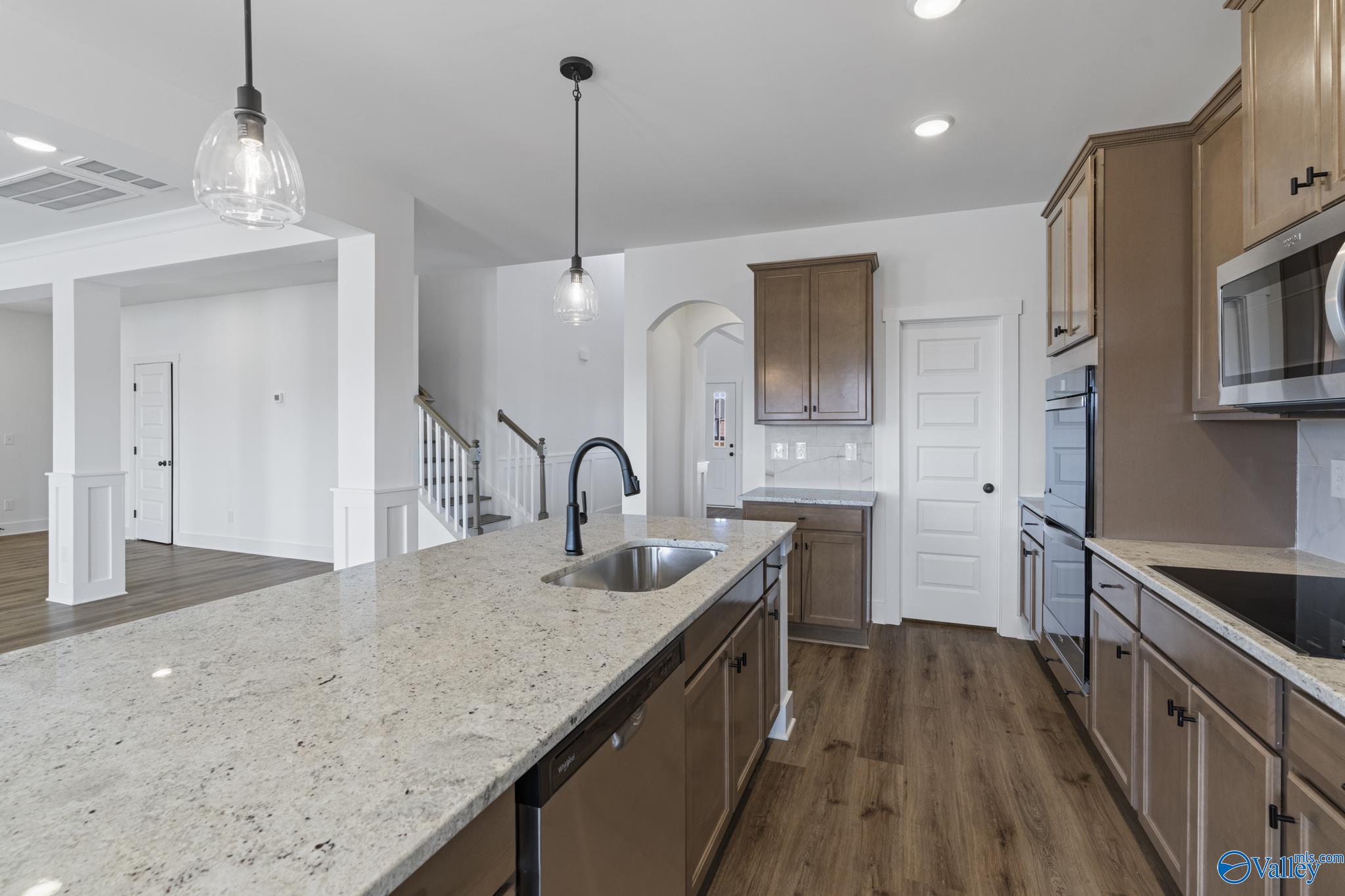 193 Chesire Cove Lane, New Market, Alabama image 17