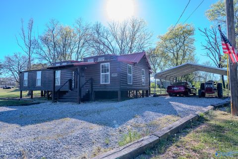Homes For Sale - 11243 County Road 87<br/> Lawrence County, Moulton, AL 35650