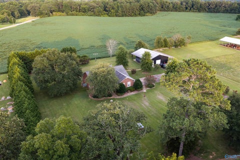 Homes For Sale - 71 Coats Bend Circle<br/> Gadsden, AL 35901