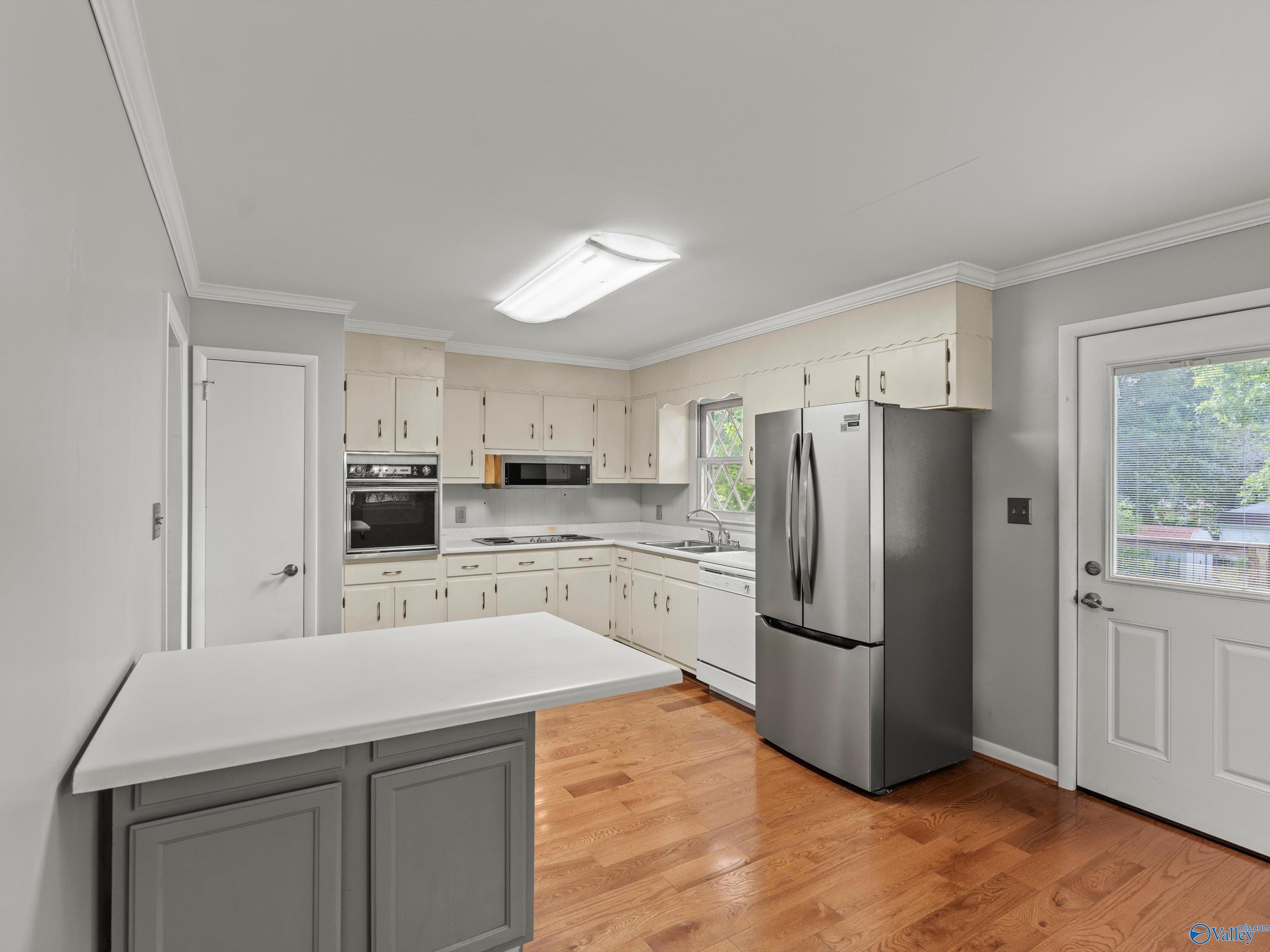 222 Lakewood Drive