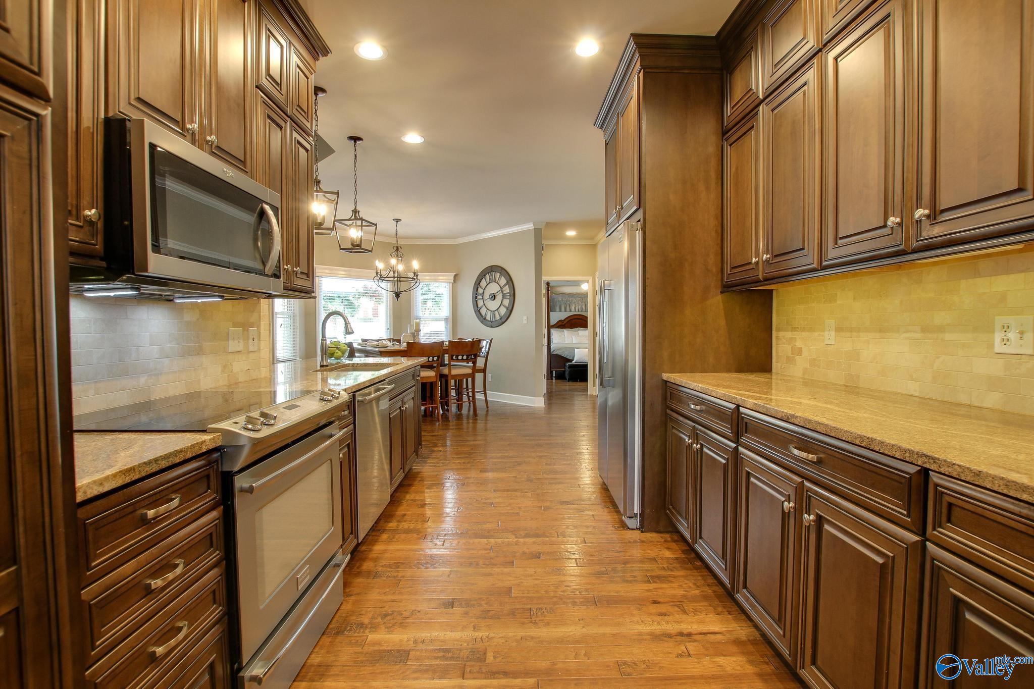 1405 Cedarhurst Court, Decatur, Alabama image 23