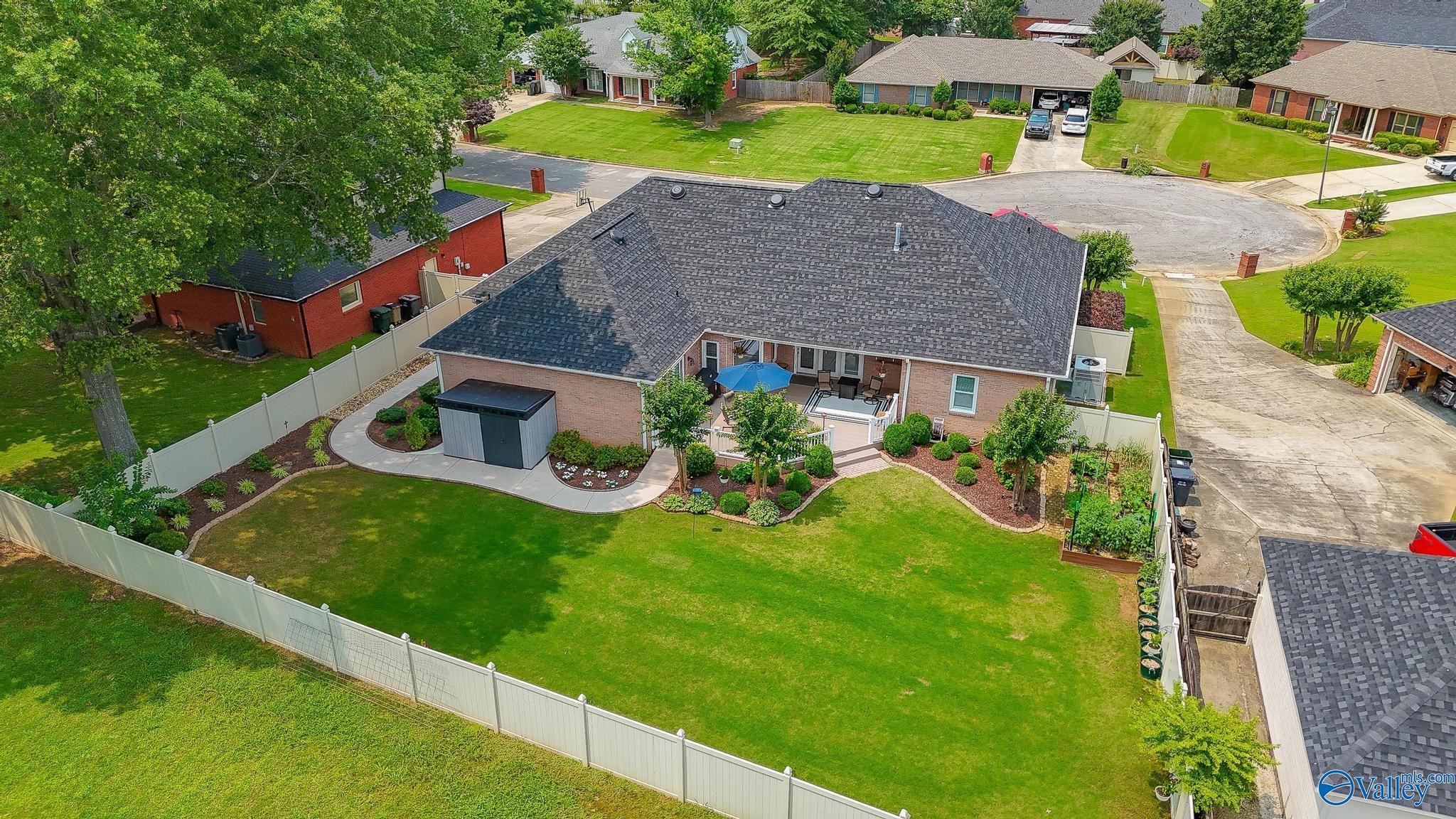 1405 Cedarhurst Court, Decatur, Alabama image 12