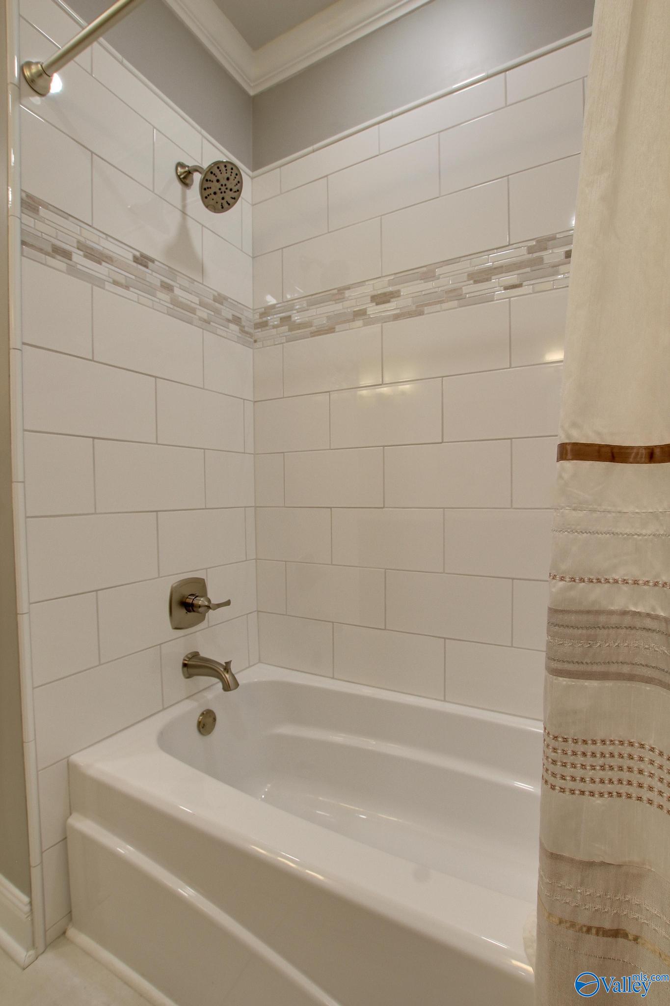 1405 Cedarhurst Court, Decatur, Alabama image 38