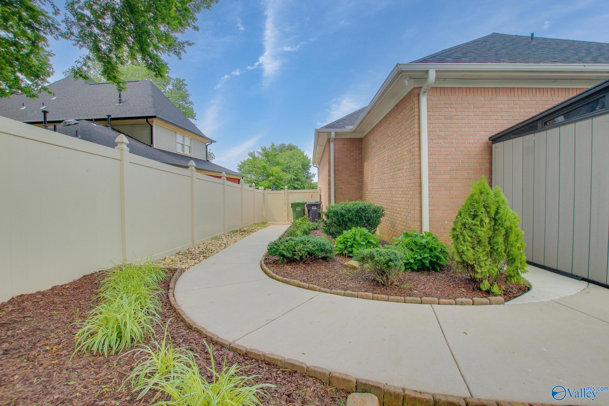 1405 Cedarhurst Court, Decatur, Alabama image 6