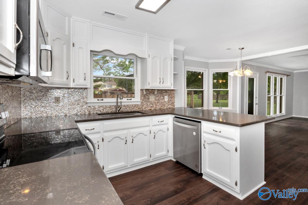 1057 Teenajo Drive, Huntsville, Alabama image 17