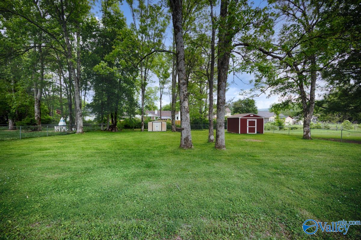 1057 Teenajo Drive, Huntsville, Alabama image 4