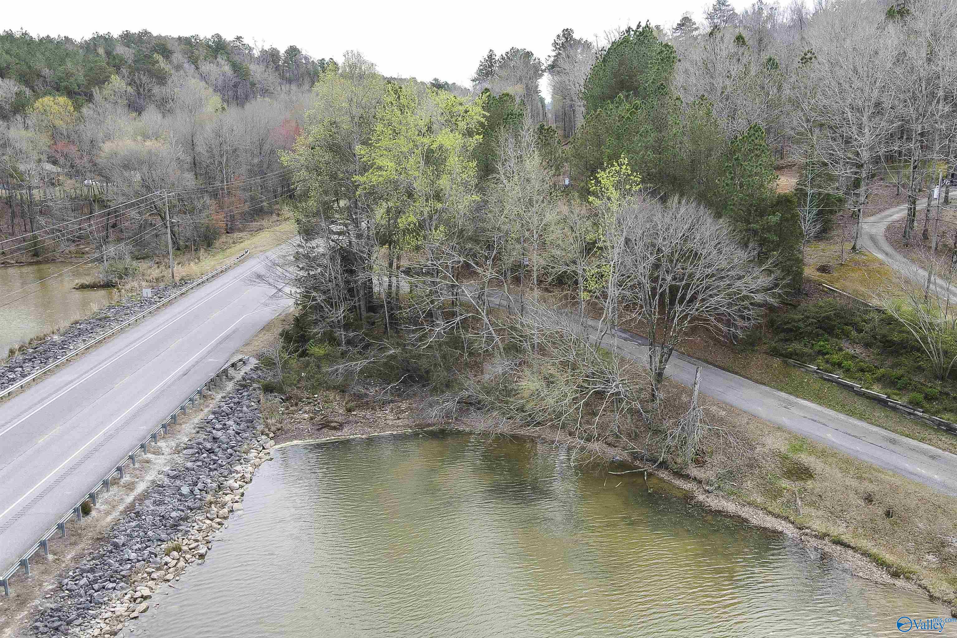 15 Mohawk Trail, Ohatchee, Alabama image 2