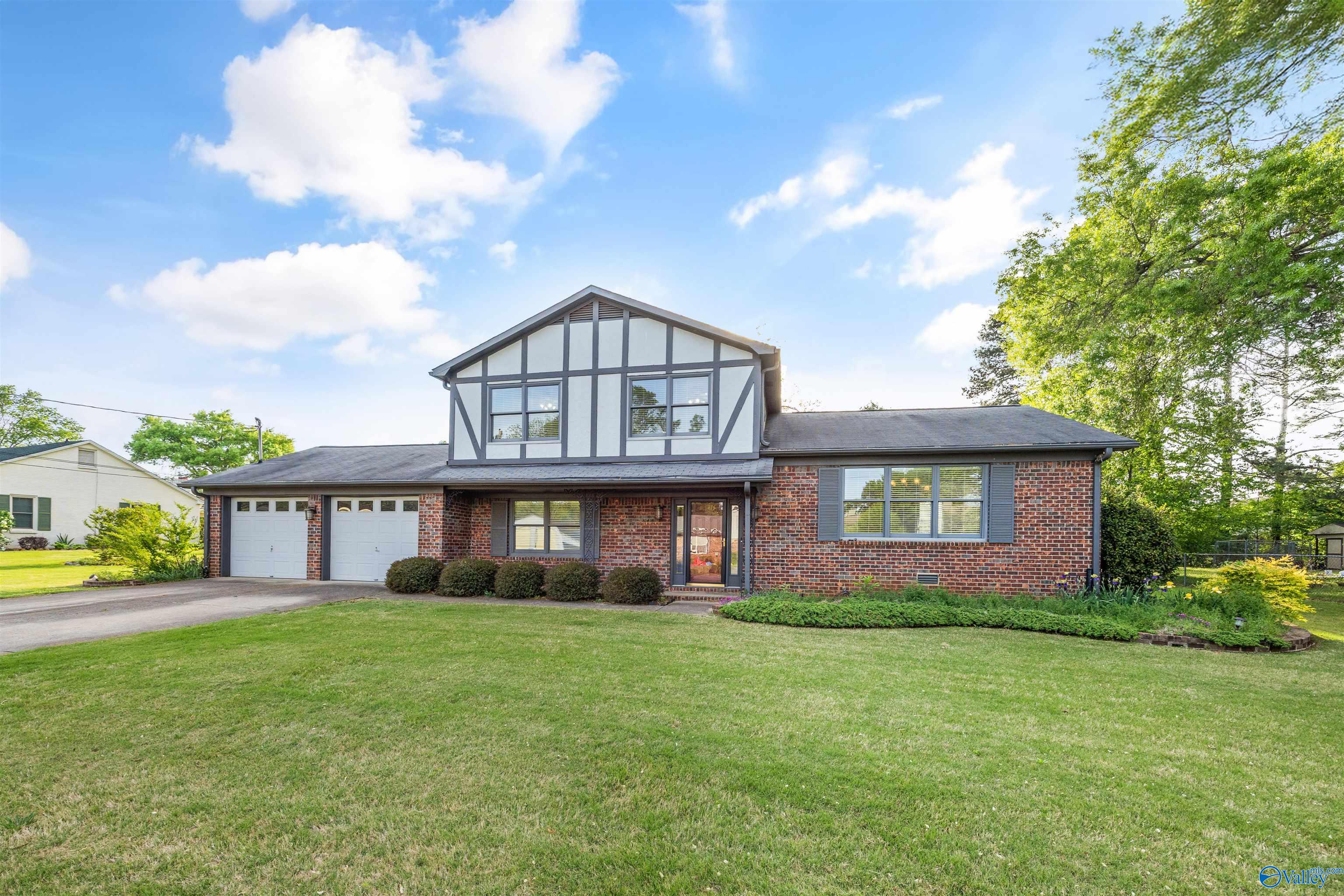 1928 Edenton Drive SW