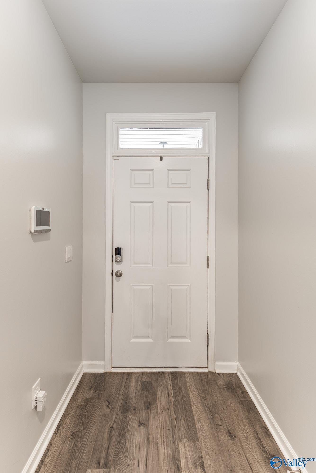 112 Canonbury Drive, New Market, Alabama image 4