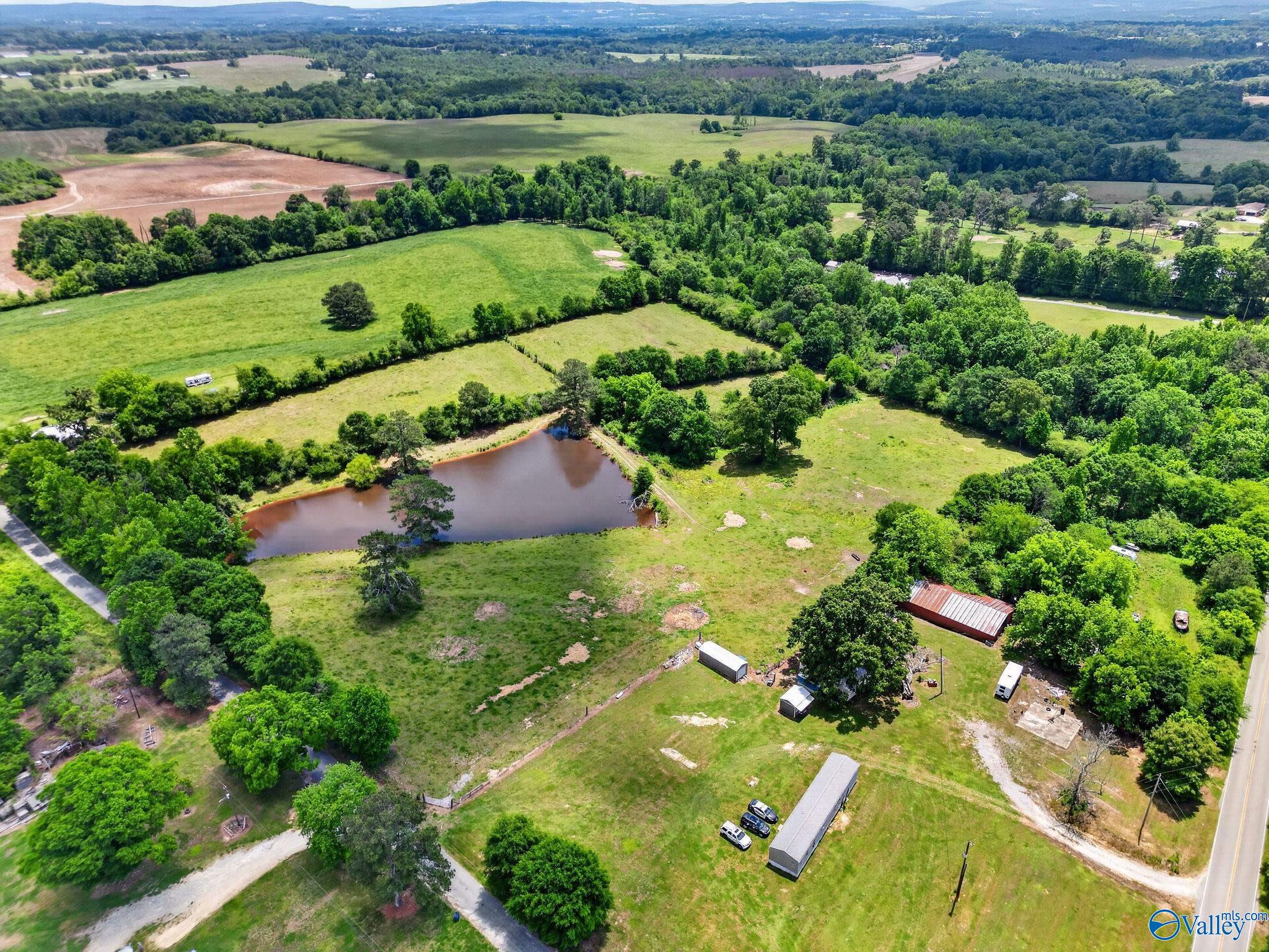 19 Acres County Highway 35