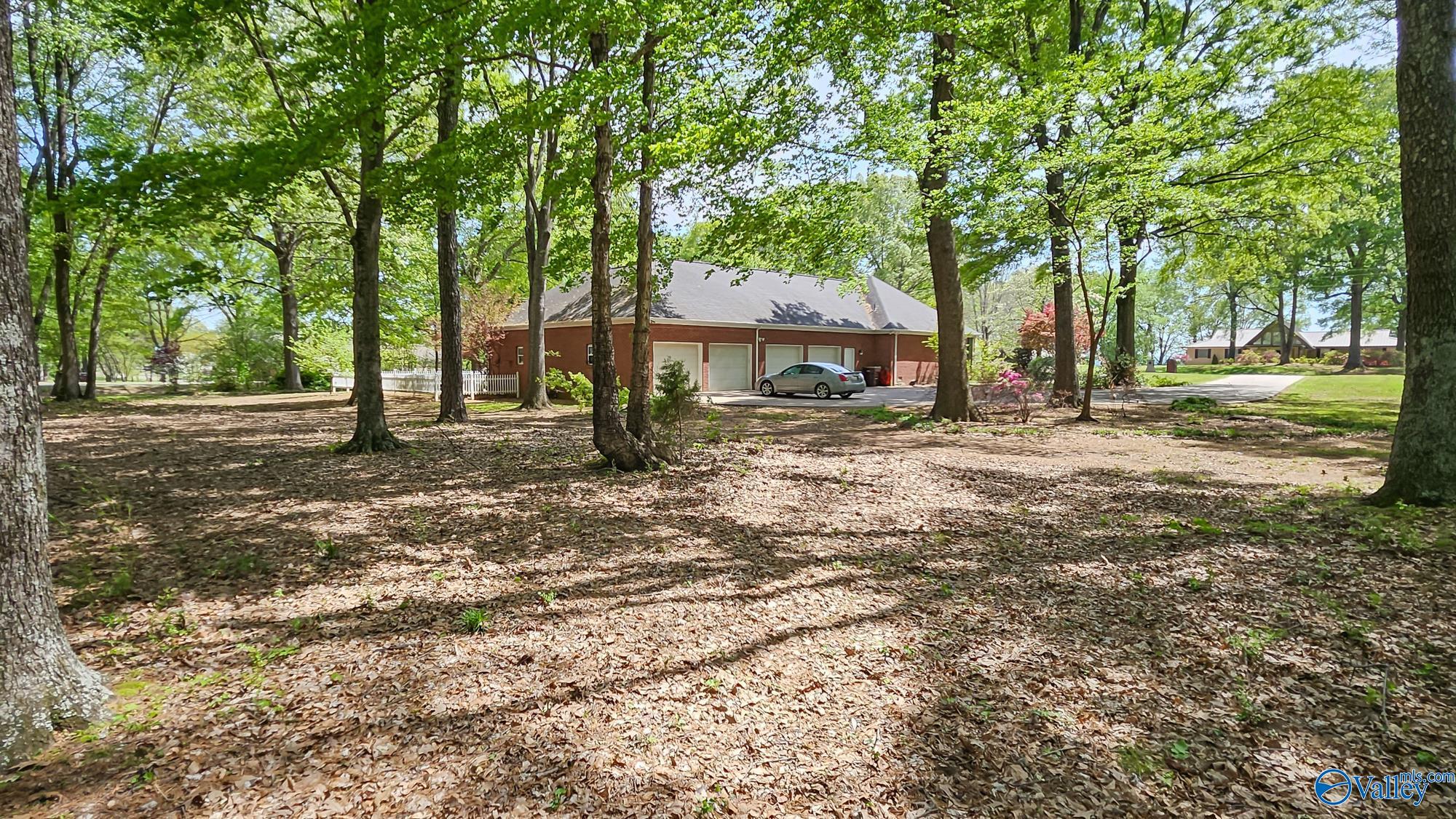 9568 Hawkins Drive, Athens, Alabama image 38