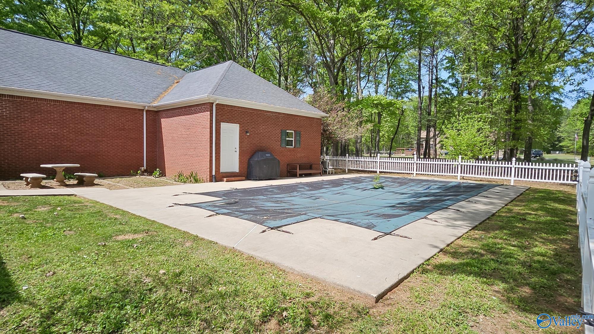 9568 Hawkins Drive, Athens, Alabama image 34