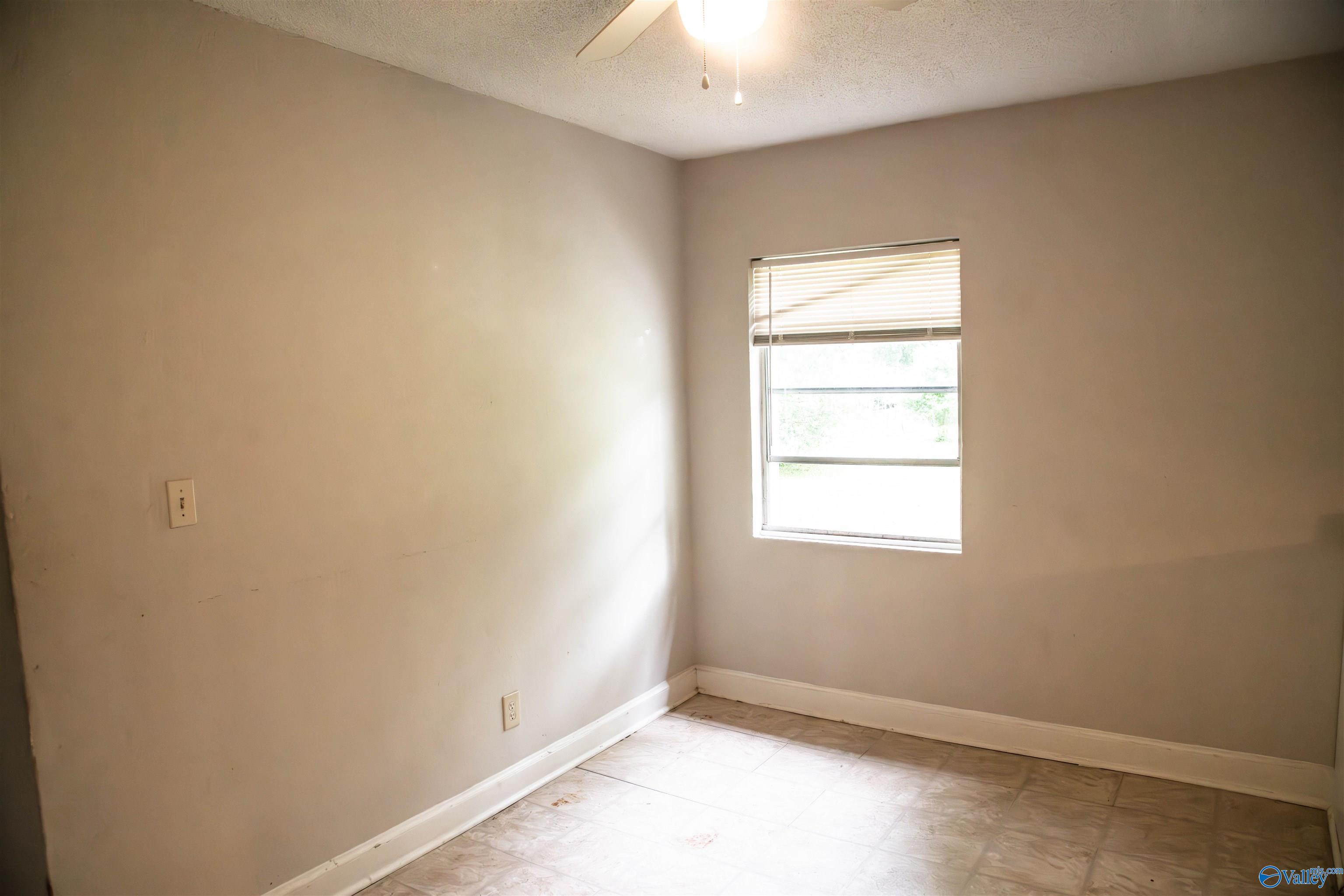 525 Quincy Street, Scottsboro, Alabama image 11