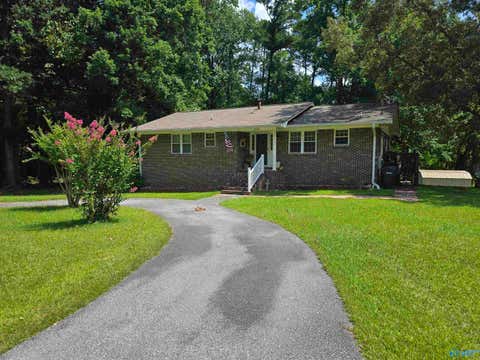 Homes For Sale - 3878 Lake Hill Drive<br/> Southside, AL 35907