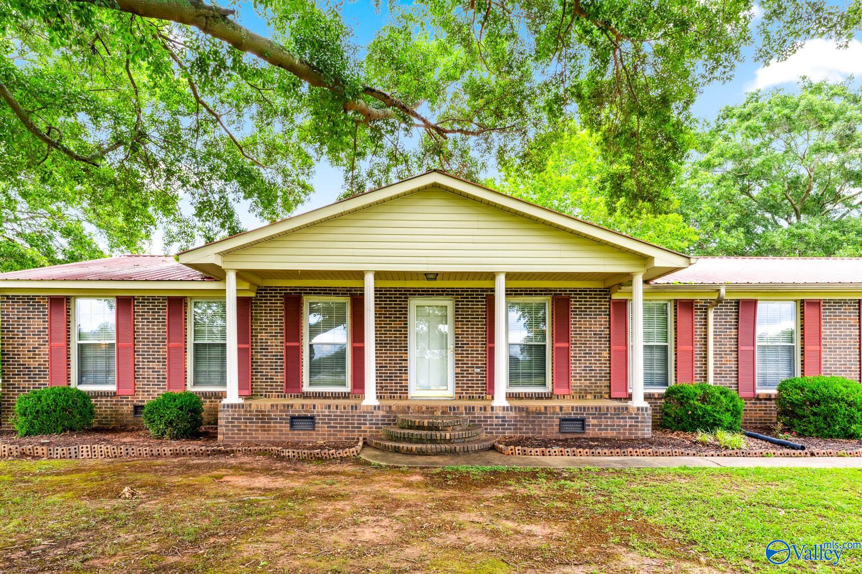 113 Jarrett Road, Hartselle, Alabama image 2