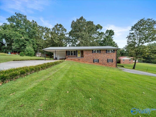 1606 WINN RD, SCOTTSBORO, AL 35769 - Image 509dd39ee00780cfbbf476cf74cc9ce3/1138892096