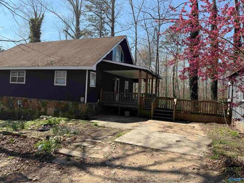 Photo of 506 County Road 882, Crossville, AL 35962 (MLS # 21913071)