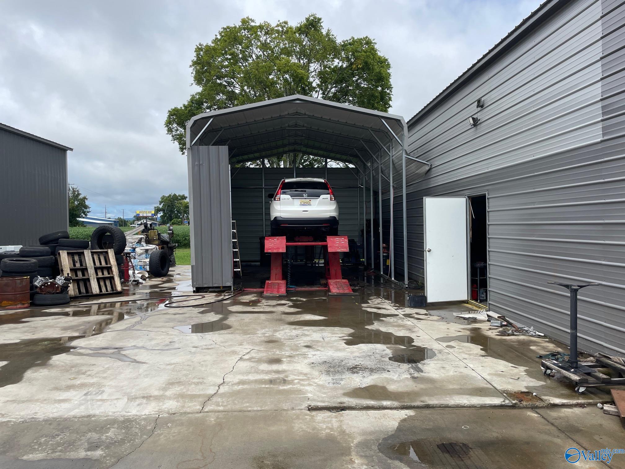 Owens Cross Roads, Alabama 35763, United States, ,3 BathroomsBathrooms,Commercial,Active,191606