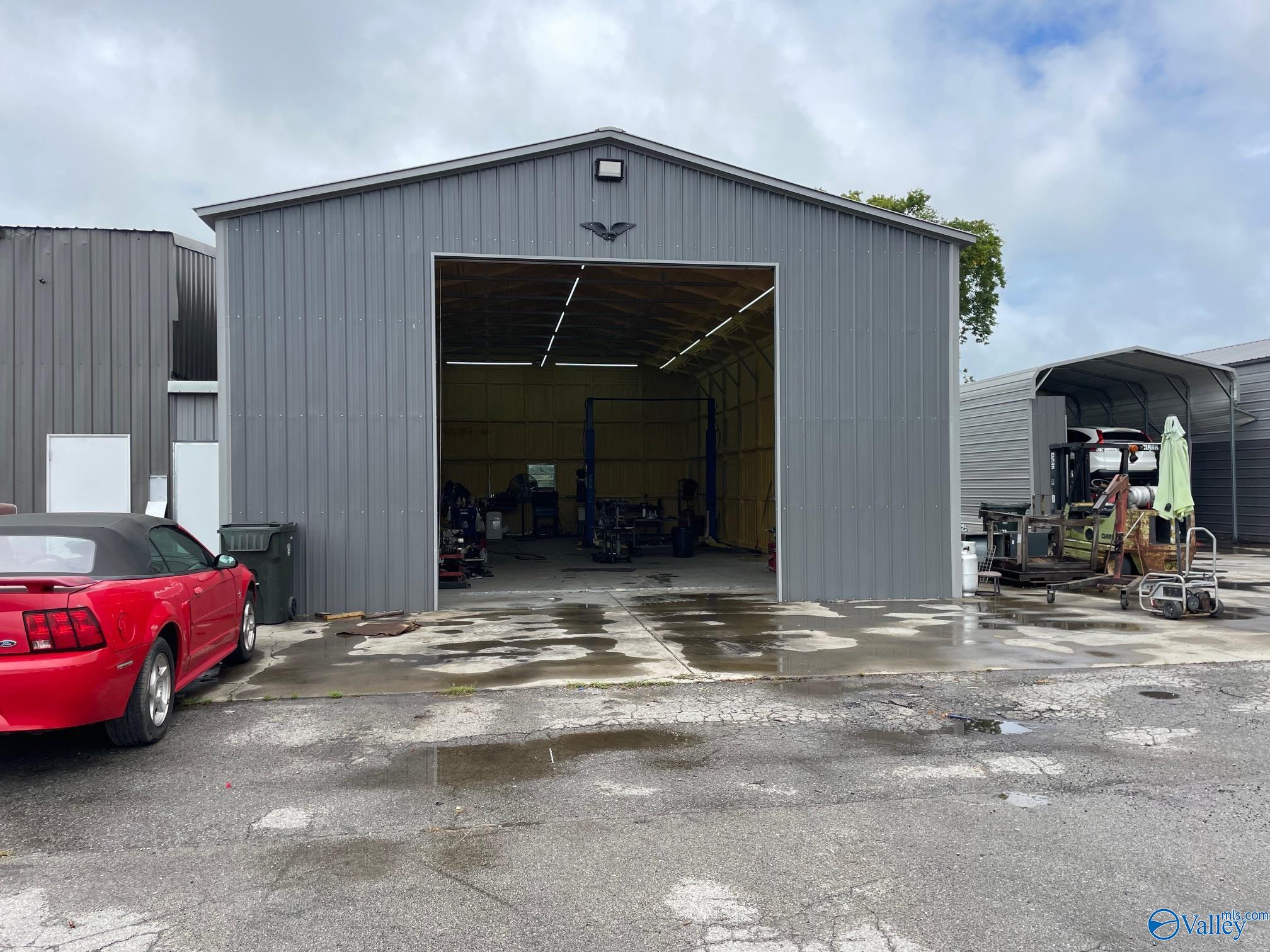 Owens Cross Roads, Alabama 35763, United States, ,3 BathroomsBathrooms,Commercial,Active,191606