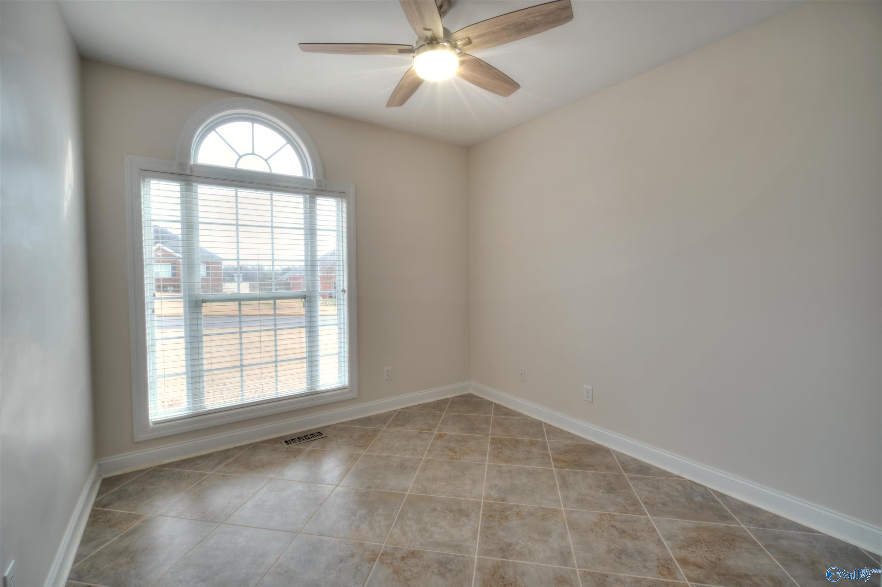 25739 Iron Gate Drive, Madison, Alabama image 18