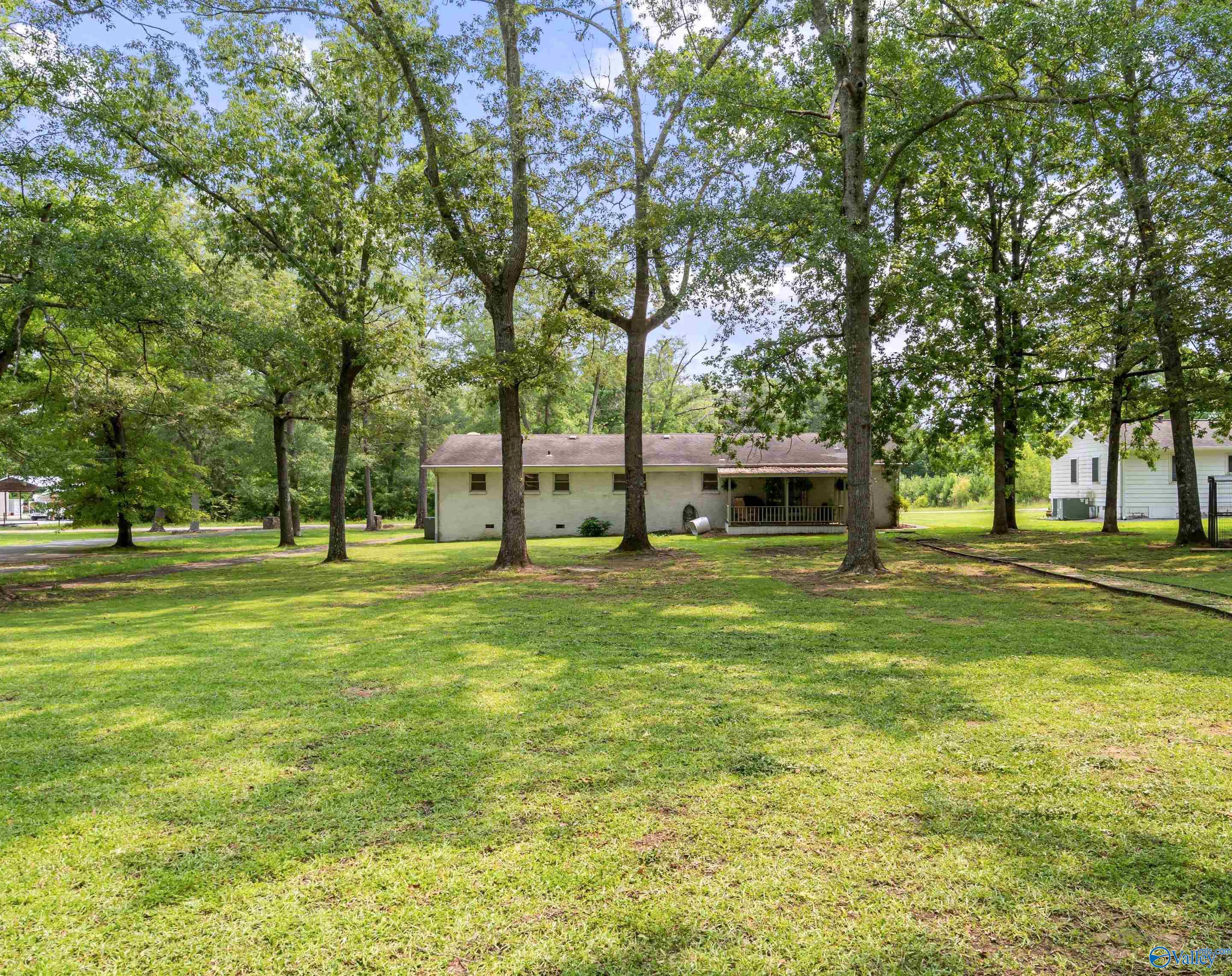 514 Diversey Street, Rainbow City, Alabama image 24