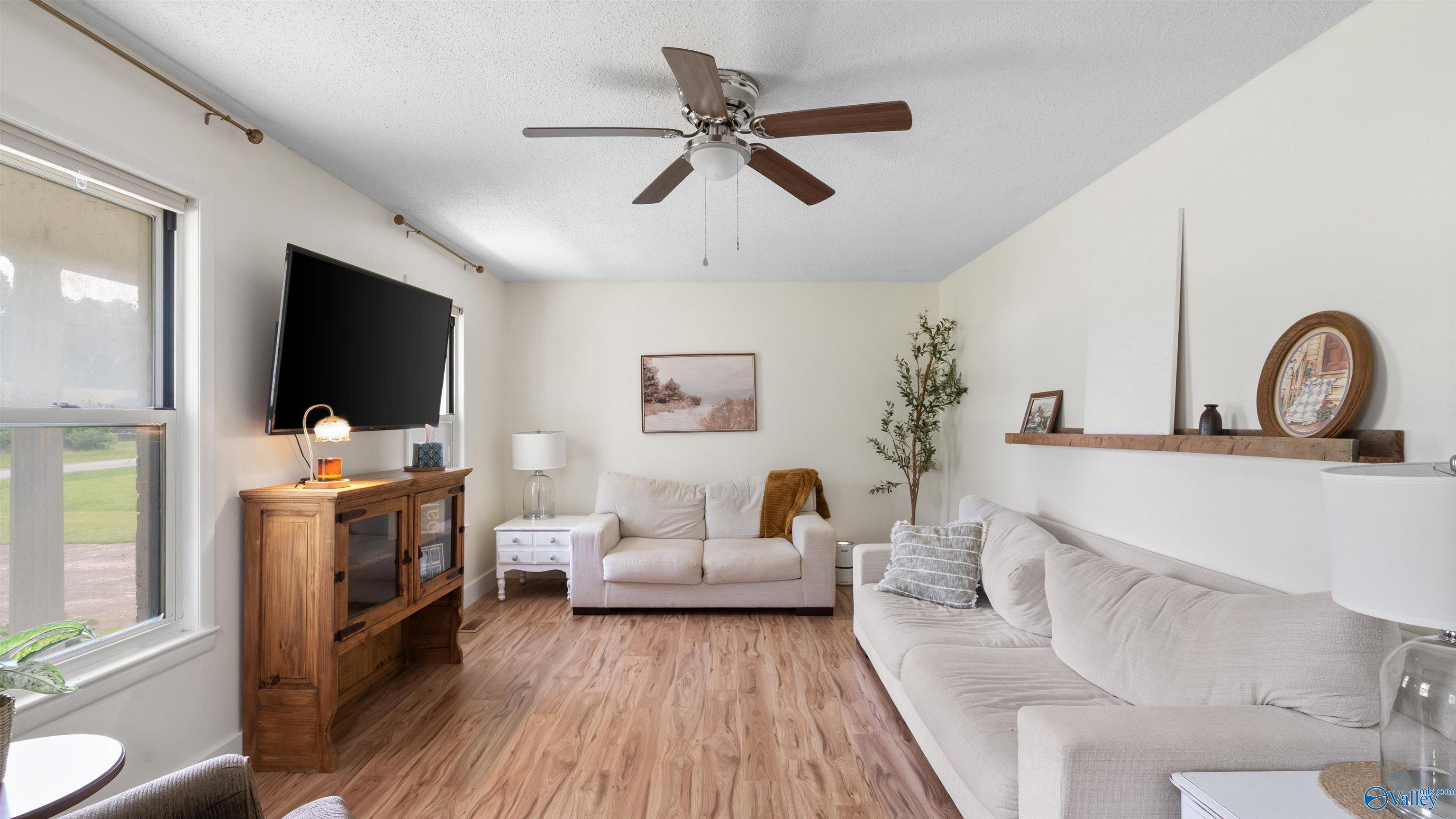 514 Diversey Street, Rainbow City, Alabama image 4
