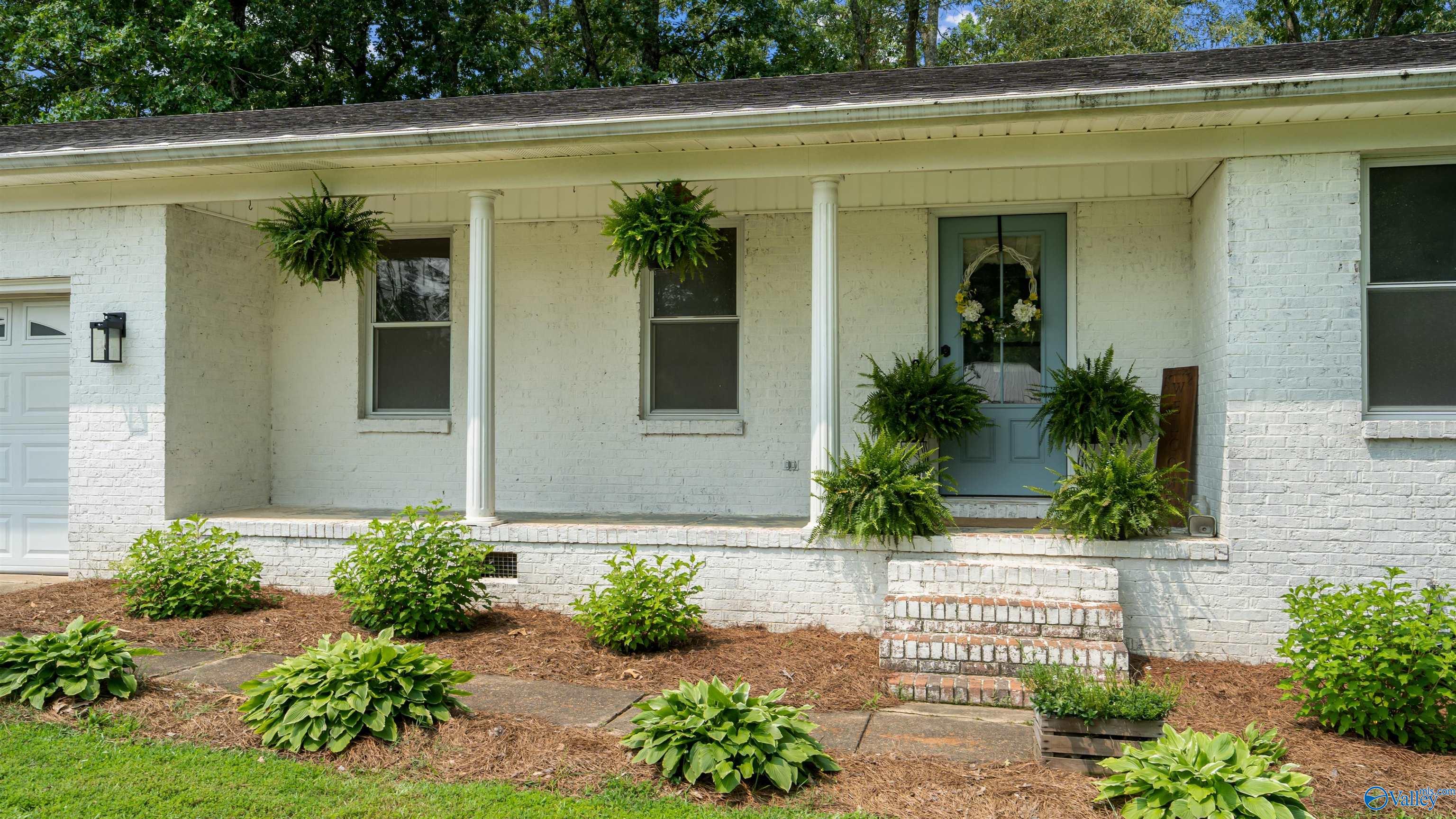 514 Diversey Street, Rainbow City, Alabama image 2