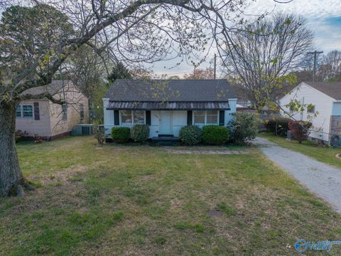 Homes For Sale - 1203 20th Avenue<br/> Morgan County, Decatur, AL 35601