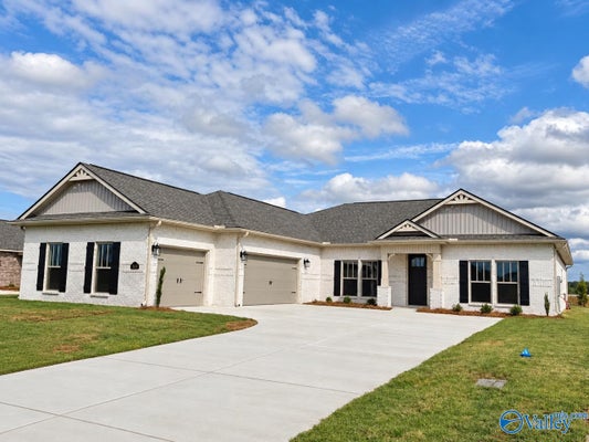 ADDRESS PRIVATE, DECATUR, AL 35603 - Image 51781a2d8f4611ddbb76f9adddebc1b0/3050428070