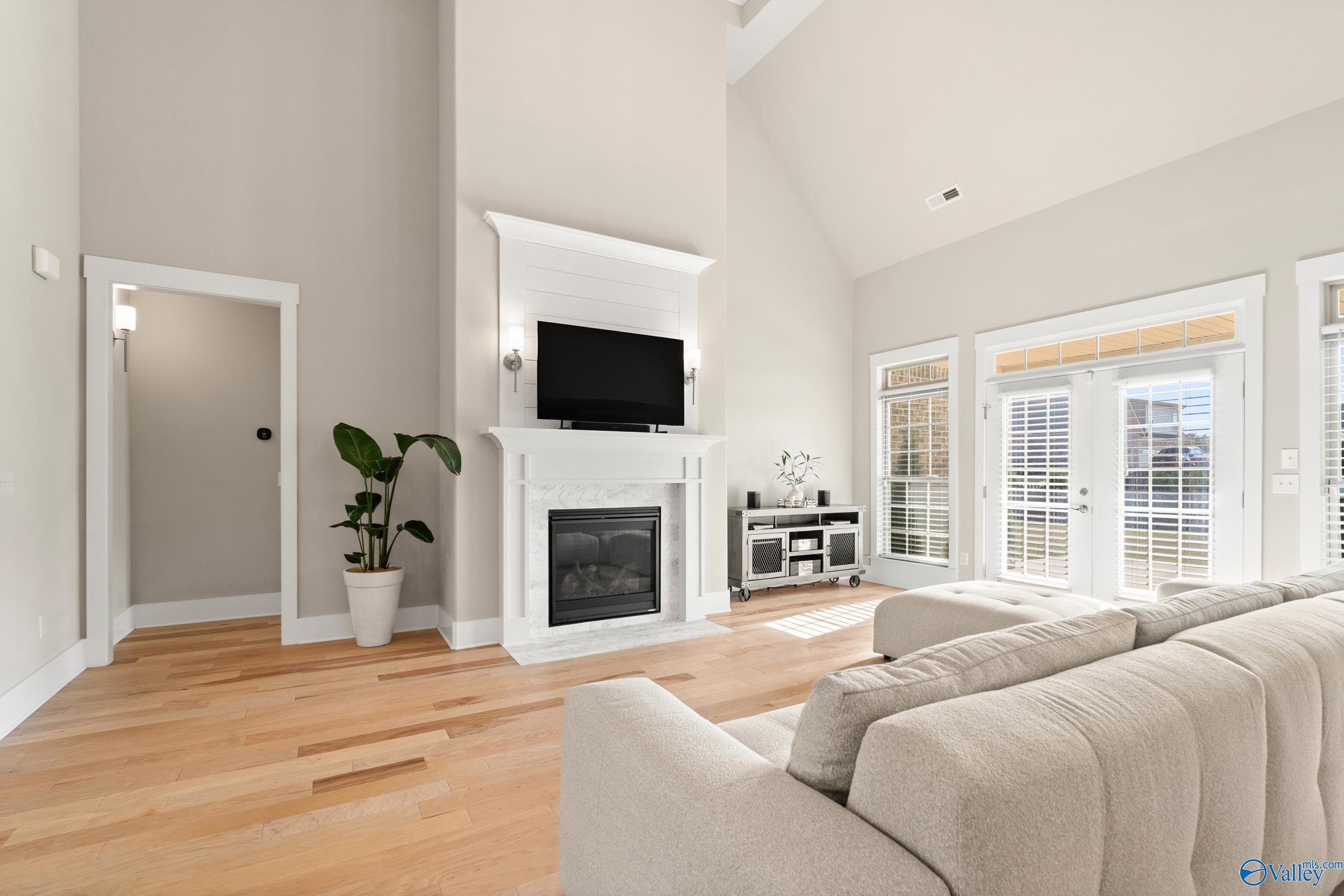 13841 Front Nine Drive, Athens, Alabama image 31