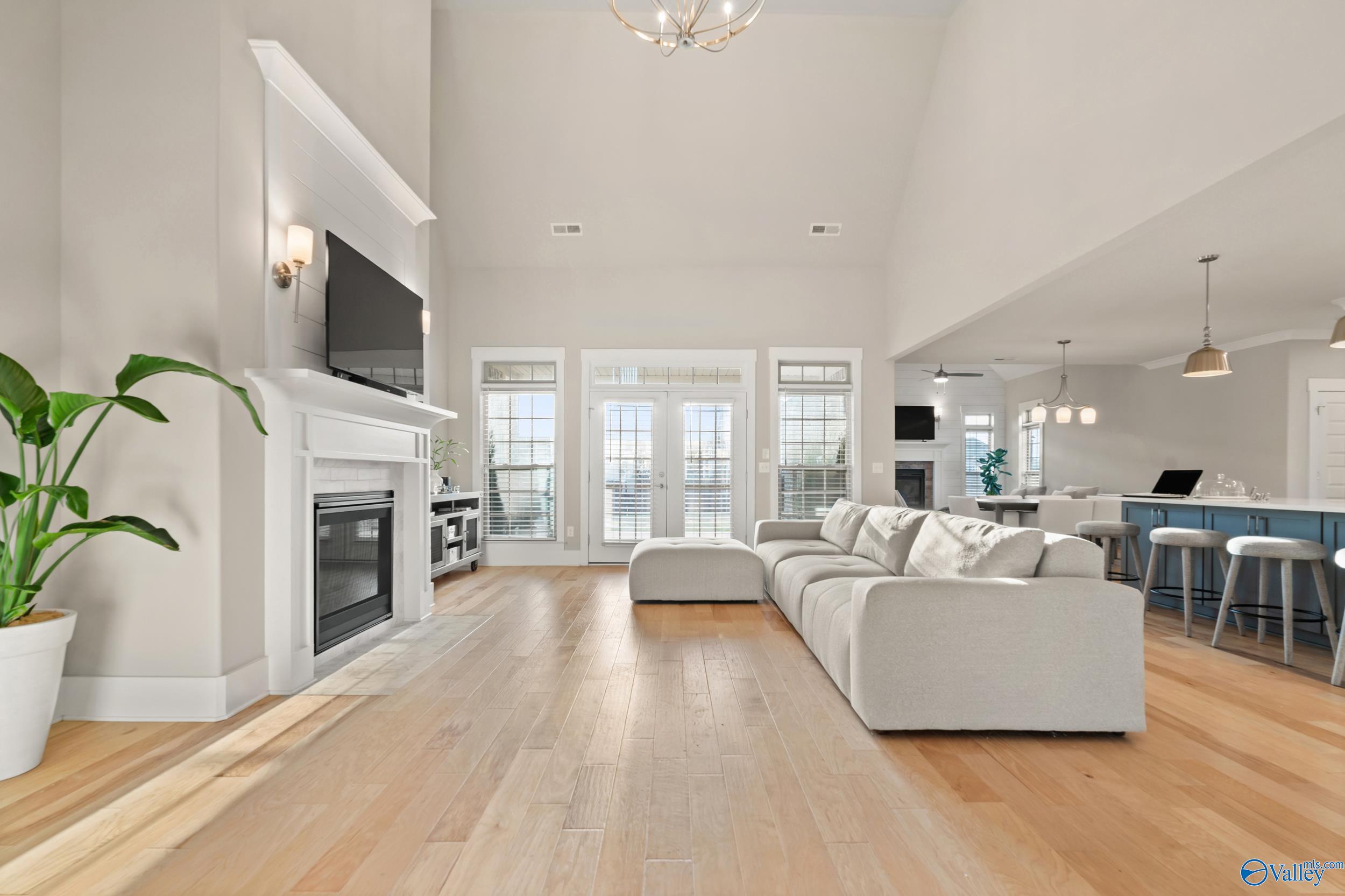 13841 Front Nine Drive, Athens, Alabama image 35