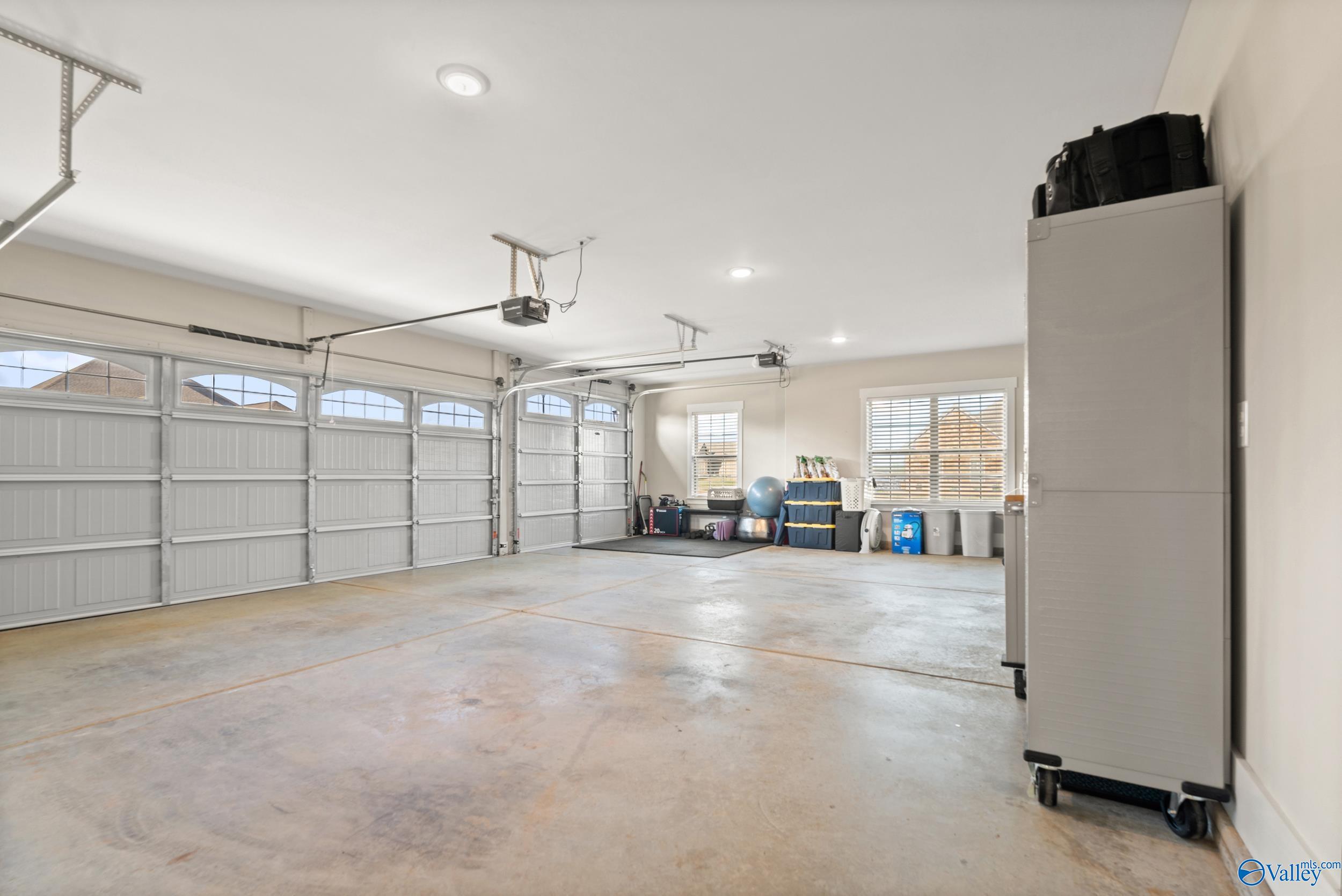 13841 Front Nine Drive, Athens, Alabama image 19