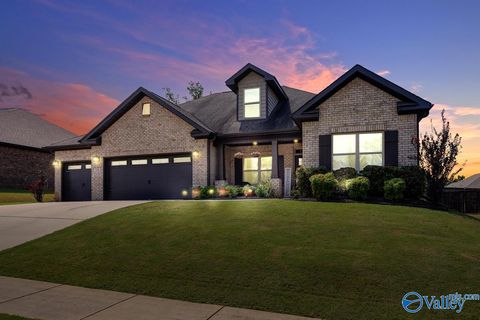 Homes For Sale - 108 Oakside Circle<br/> Madison, AL 35757