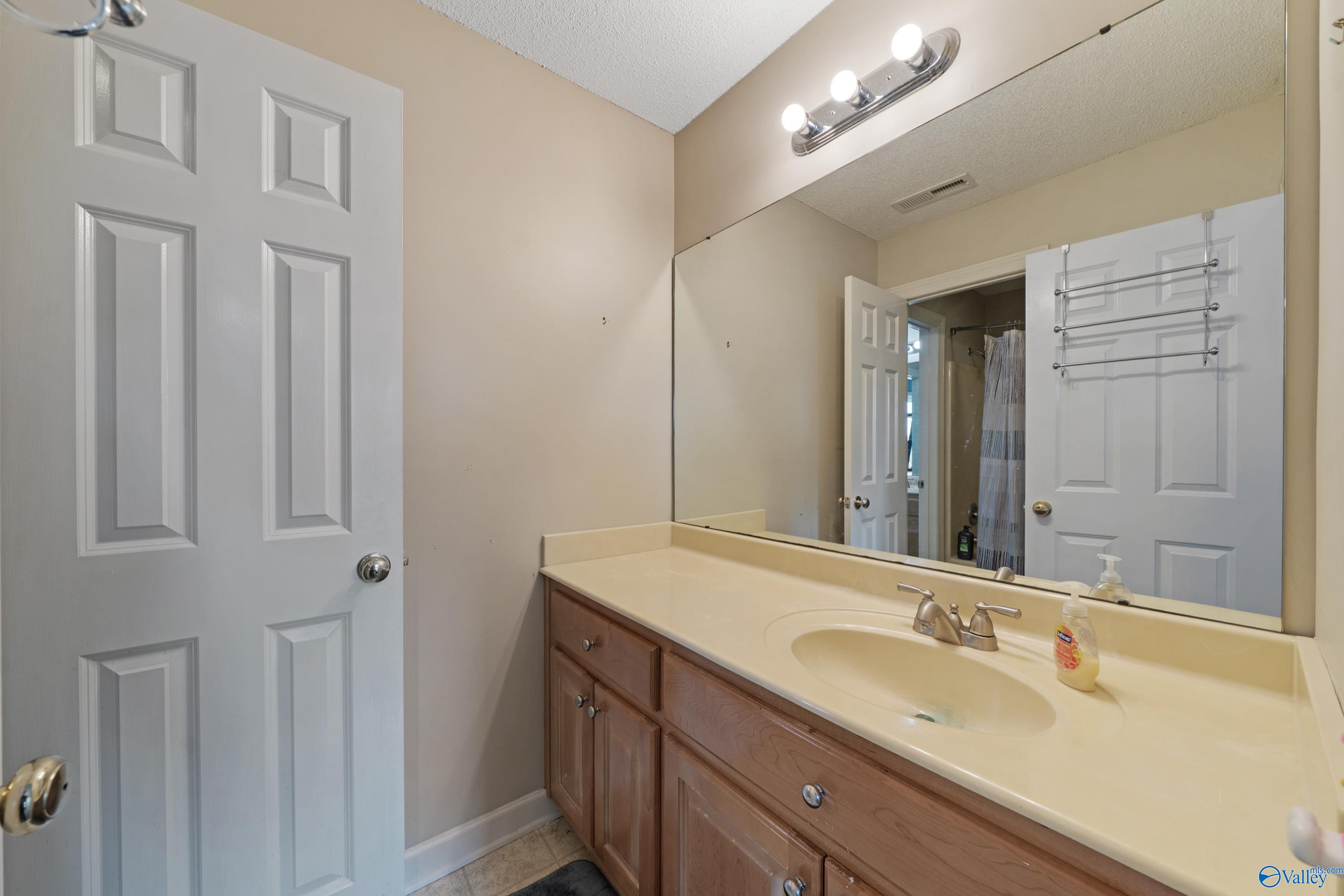 124 Clear Springs Circle, Hazel Green, Alabama image 32