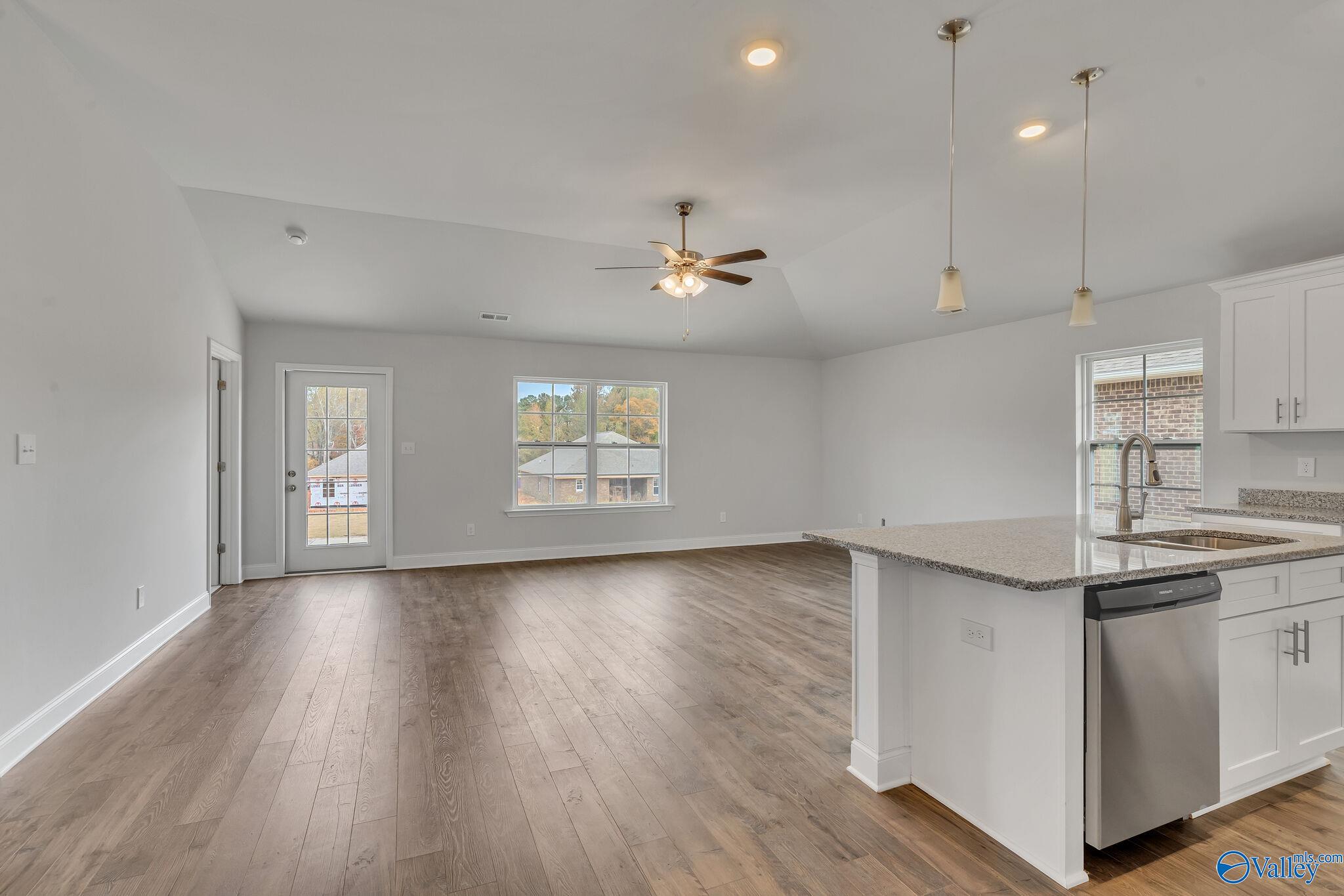 318 Poppy Trail, Meridianville, Alabama image 5