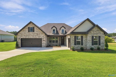 Homes For Sale - 208 Applewood Court<br/> Madison County, Huntsville, AL 35811
