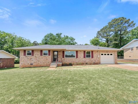 Homes For Sale - 2507 Barney Terrace<br/> Huntsville, AL 35810