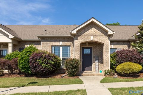 Photo of 44 Cypress Point Drive, Huntsville, AL 35824 (MLS # 21917228)