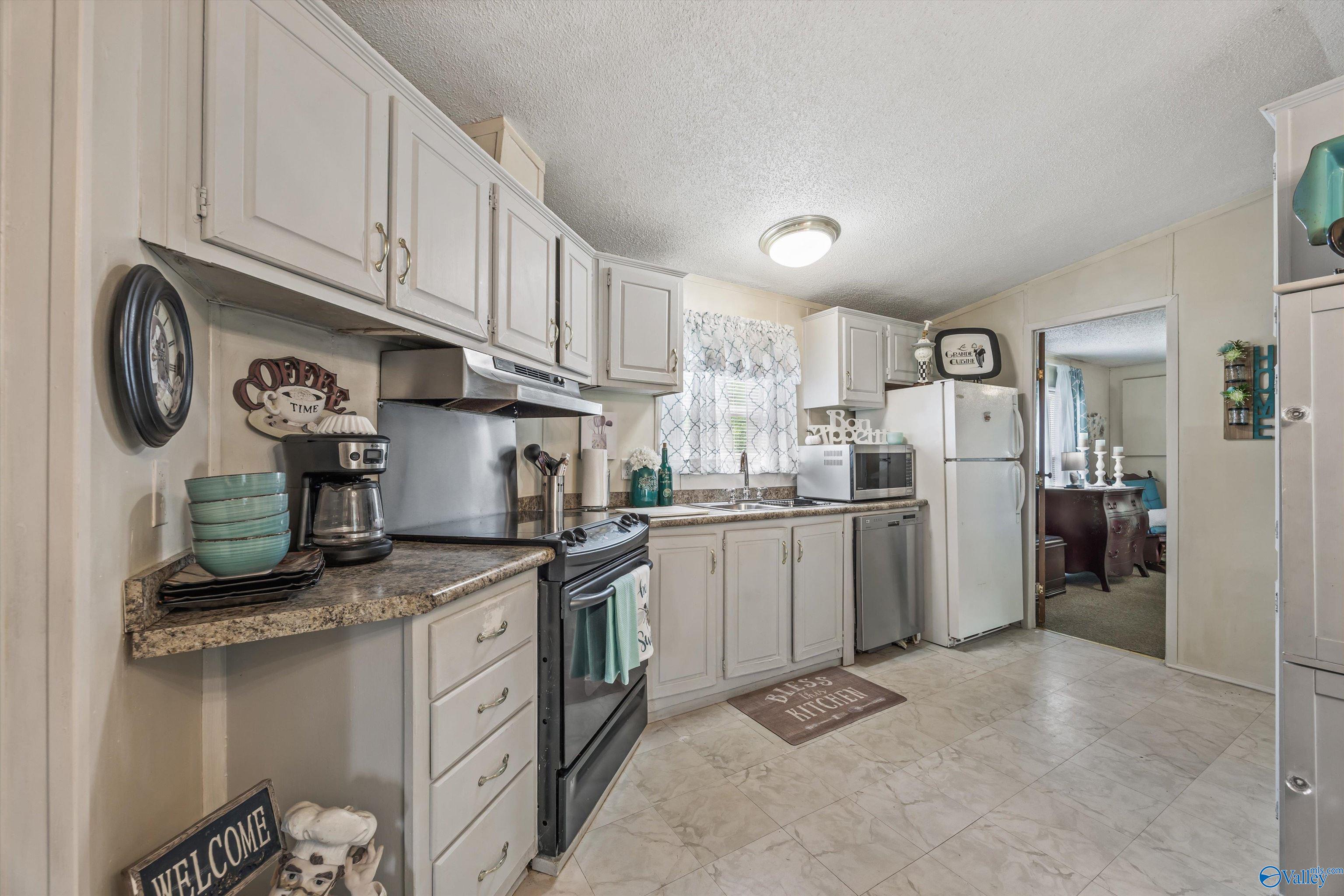 176 Lawler Drive, Brownsboro, Alabama image 11