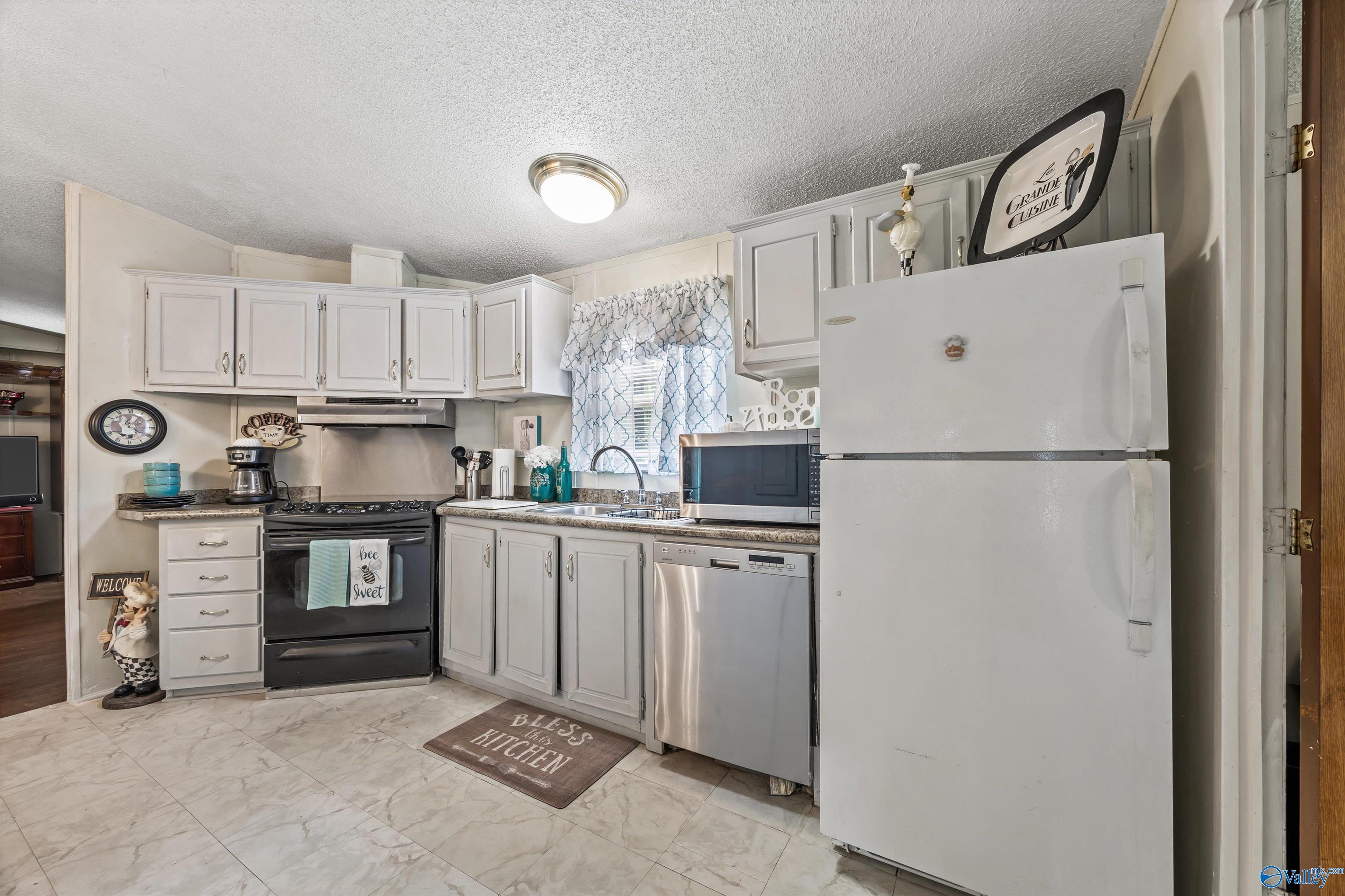 176 Lawler Drive, Brownsboro, Alabama image 12