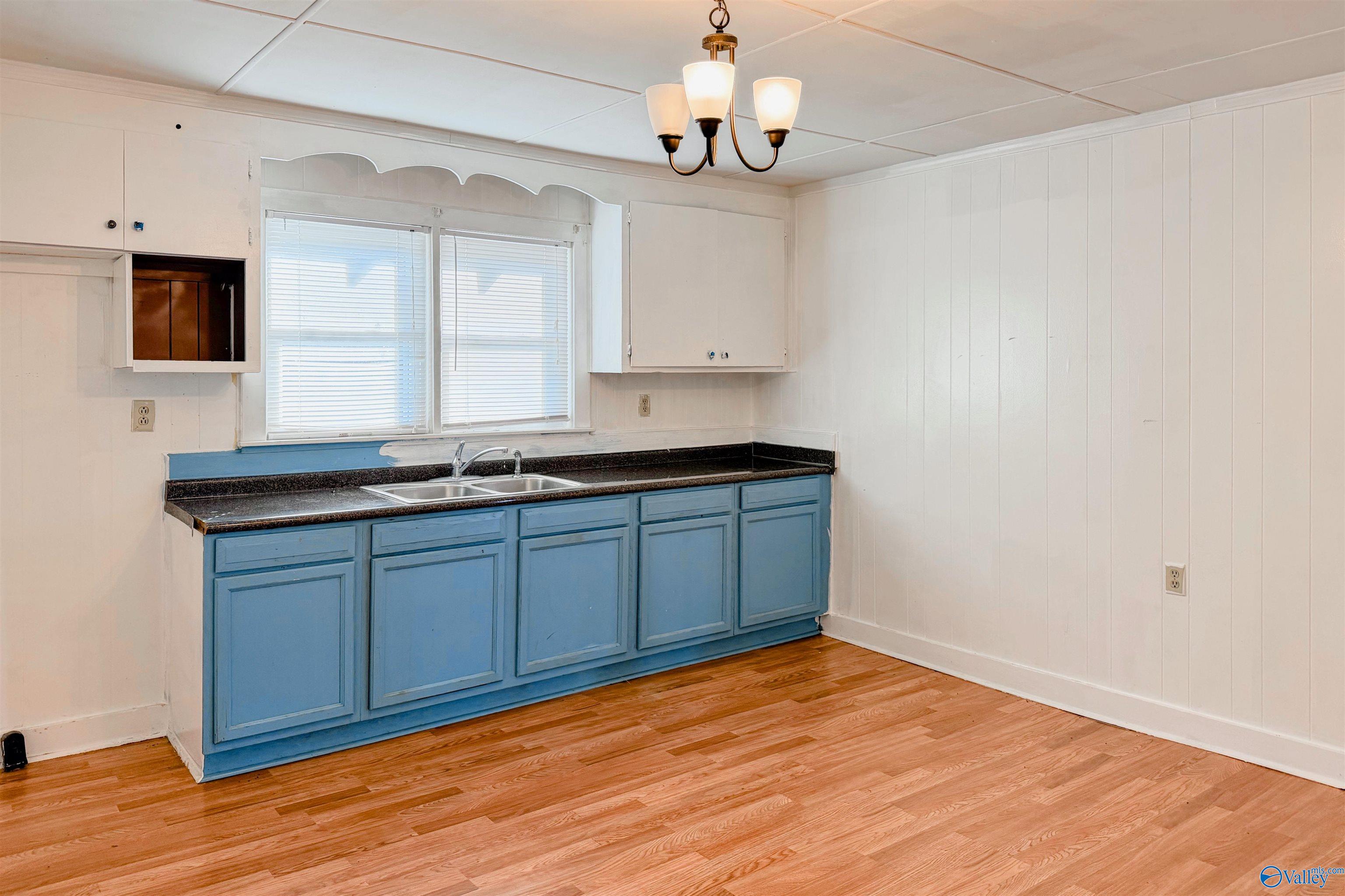 807 N Madison Street