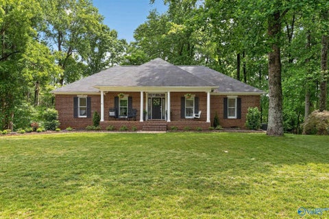 Homes For Sale - 157 Arbery Drive<br/> Huntsville, AL 35806